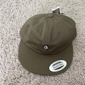 Sage green MENS volcom hat